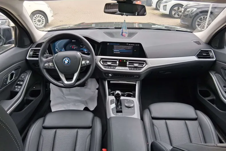 BMW Seria 3 din 2022 cu 85.044 km - oferta BMW135191 - foto 10