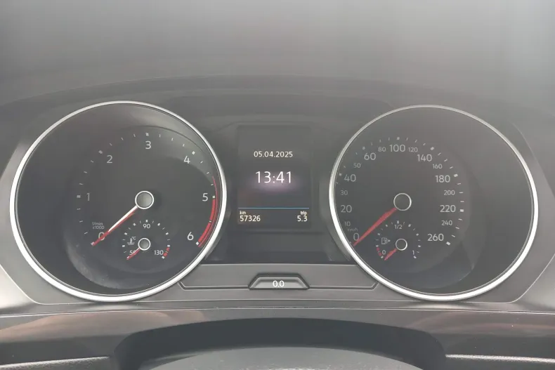 Volkswagen Tiguan din 2019 cu 57.280 km - oferta VOL135192 - foto 10