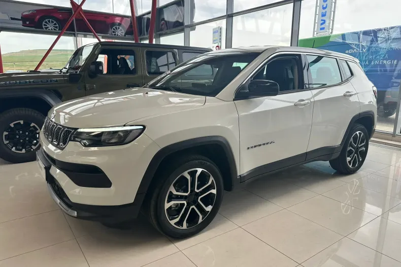 Jeep Compass din 2024 cu 1 km - oferta JEE135206 - foto 11