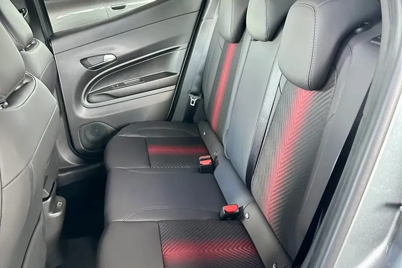 Alfa Romeo Junior din 2025 cu 1 km - oferta ALF135207 - foto 9