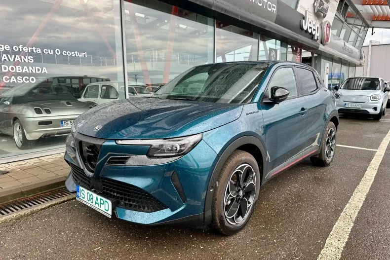 Alfa Romeo Junior din 2025 cu 1 km - oferta ALF135207 - foto 13