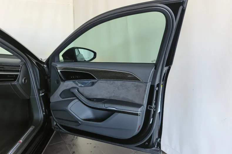 Audi S8 din 2020 cu 36.200 km - oferta AUD135216 - foto 27