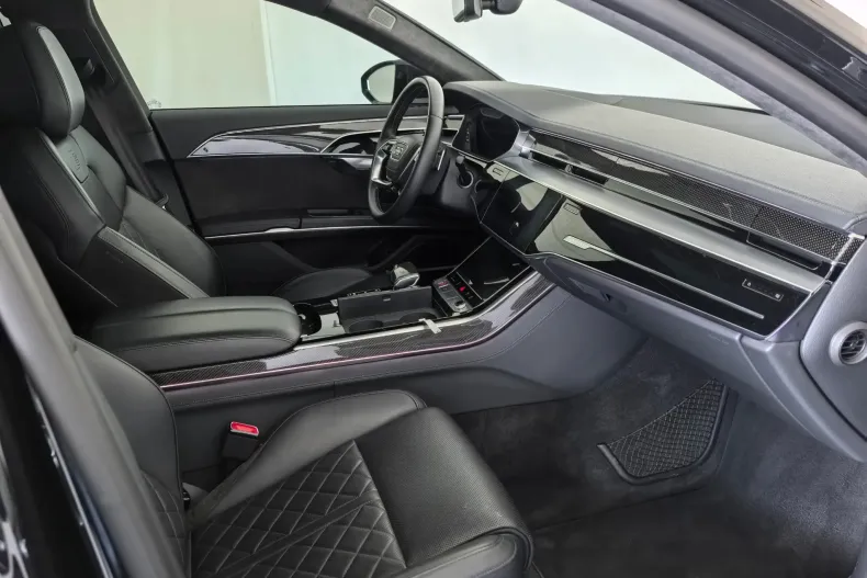 Audi S8 din 2020 cu 36.200 km - oferta AUD135216 - foto 28