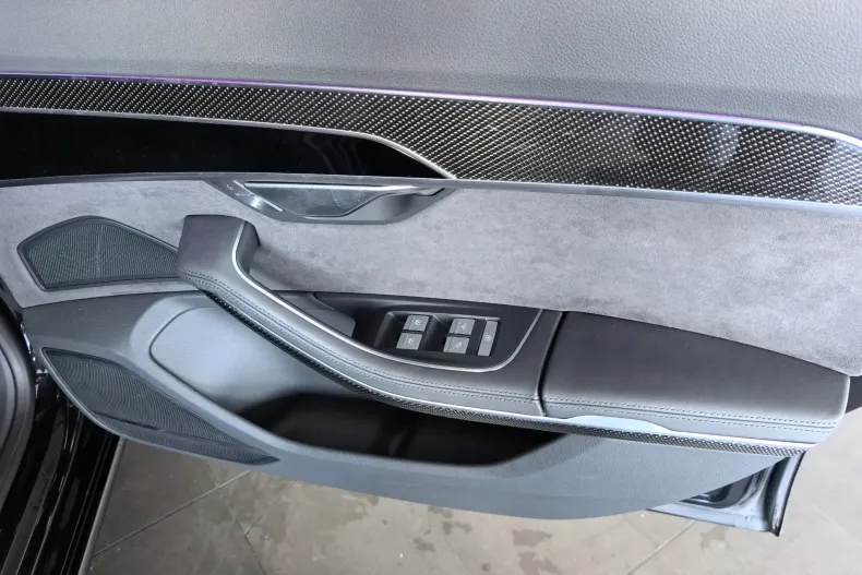 Audi S8 din 2020 cu 36.200 km - oferta AUD135216 - foto 30