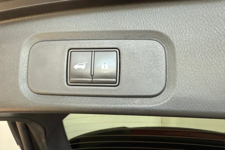 Nissan Qashqai din 2021 cu 114.500 km - oferta NIS135222 - foto 21