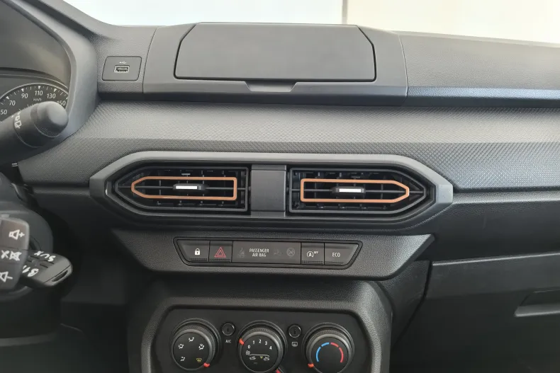 Dacia Sandero Stepway din 2024 cu 30.611 km - oferta DAC135224 - foto 13