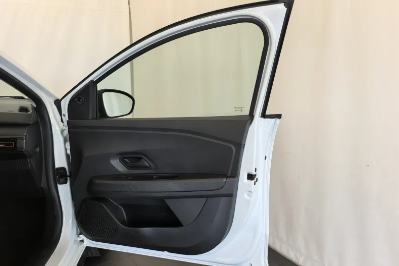 Dacia Sandero Stepway din 2024 cu 30.611 km - oferta DAC135224 - foto 22