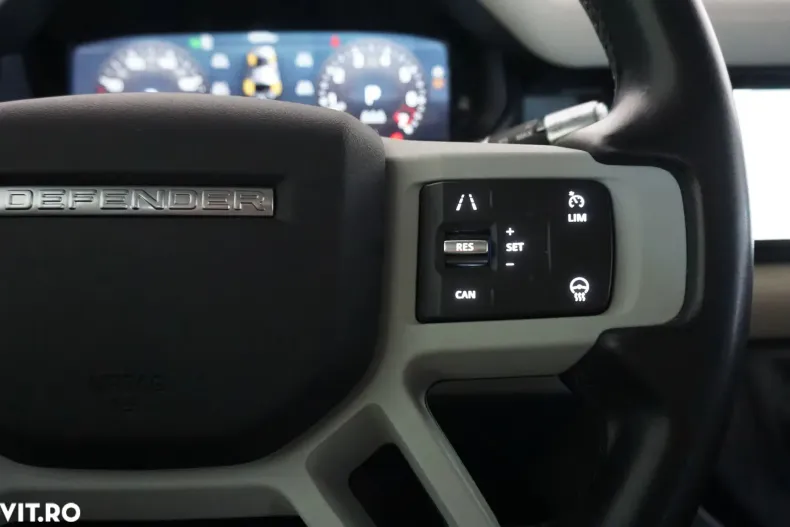 Land Rover Defender din 2021 cu 67.673 km - oferta LAN135229 - foto 17
