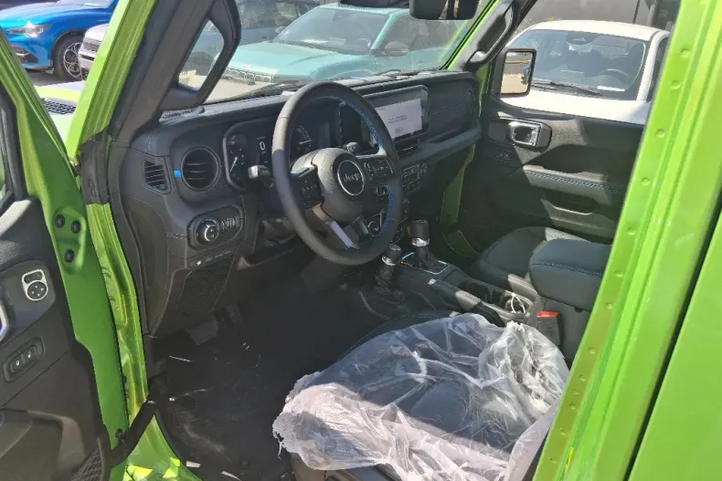 Jeep Wrangler din 2025 cu 1 km - oferta JEE135232 - foto 9