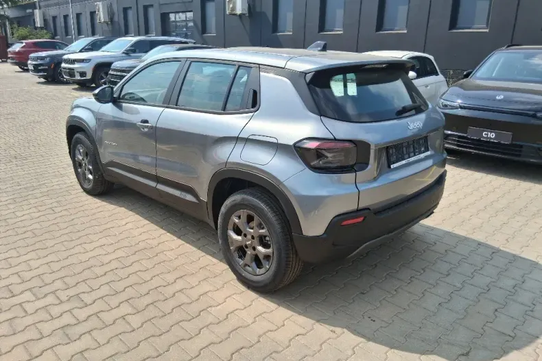 Jeep Avenger din 2025 cu 1 km - oferta JEE135236 - foto 6