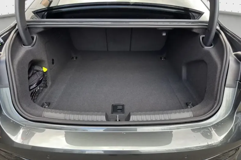 Audi A6 din 2025 cu 5 km - oferta AUD135252 - foto 6