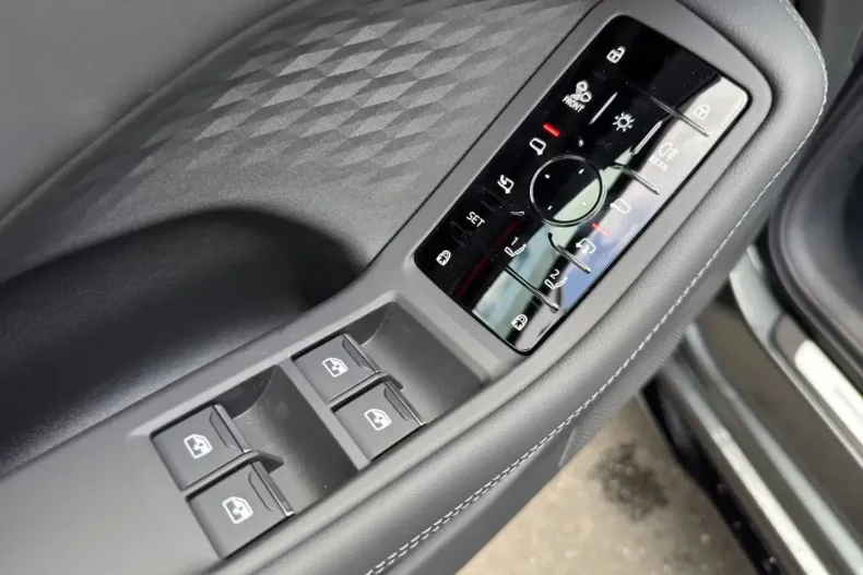 Audi A6 din 2025 cu 5 km - oferta AUD135252 - foto 11