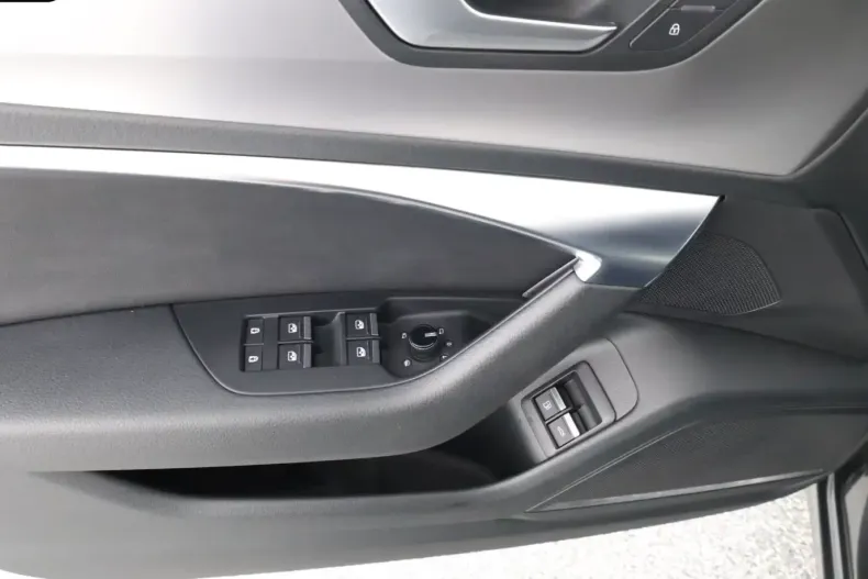 Audi A6 din 2021 cu 64.388 km - oferta AUD135263 - foto 11