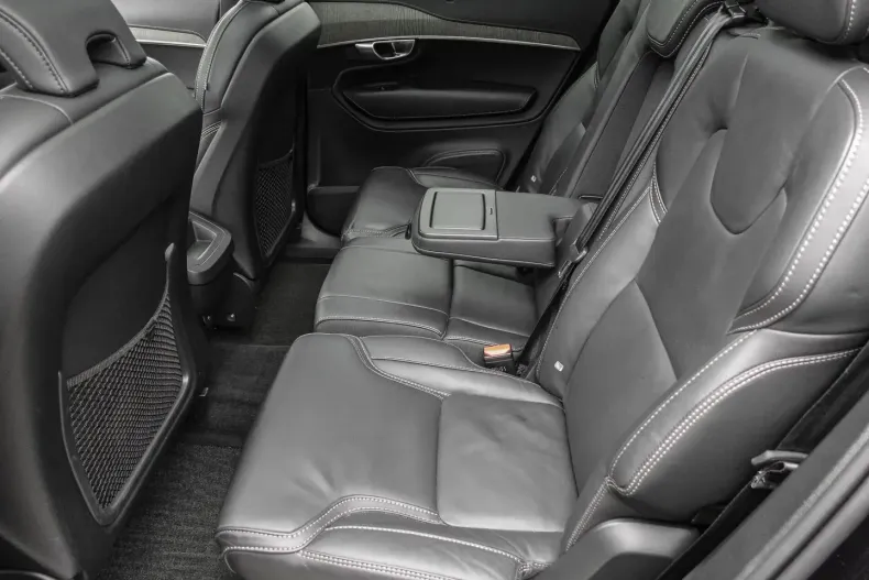 Volvo XC90 din 2023 cu 48.786 km - oferta VOL135265 - foto 14