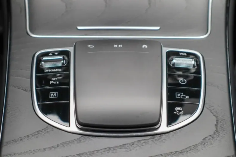 Mercedes-Benz GLC 300 din 2022 cu 142.417 km - oferta MER135272 - foto 28