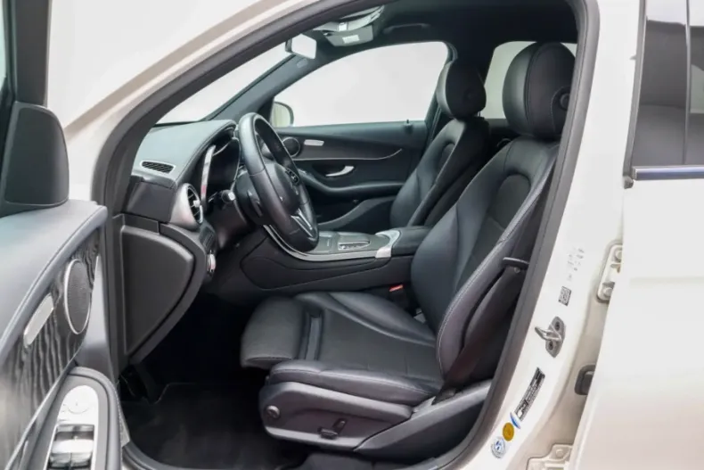 Mercedes-Benz GLC 300 din 2022 cu 142.417 km - oferta MER135272 - foto 29