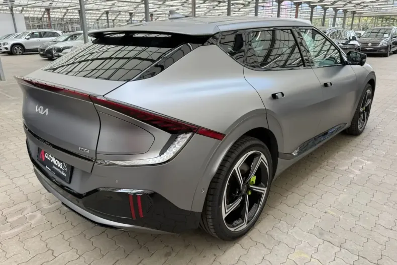 Kia EV6 din 2024 cu 12.035 km - oferta KIA135277 - foto 4
