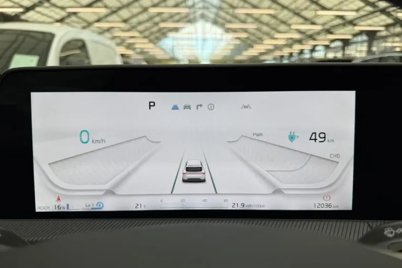 Kia EV6 din 2024 cu 12.035 km - oferta KIA135277 - foto 6