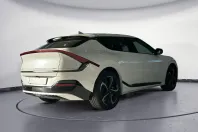 Kia EV6 din 2024 cu 12.279 km - oferta KIA135279 - foto 2