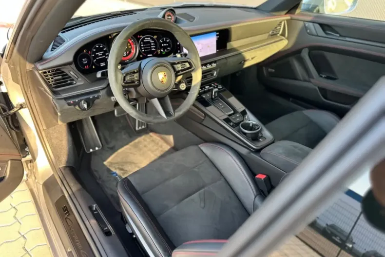 Porsche 992 din 2022 cu 39.453 km - oferta POR135282 - foto 6