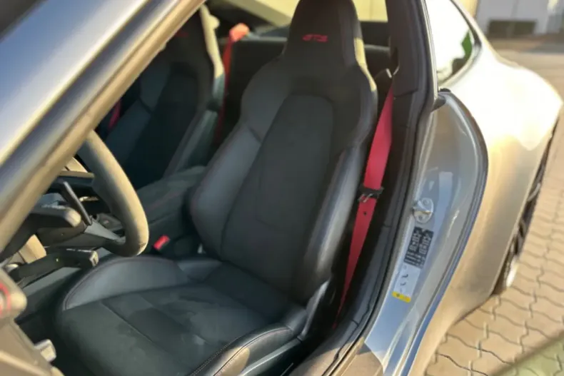 Porsche 992 din 2022 cu 39.453 km - oferta POR135282 - foto 8