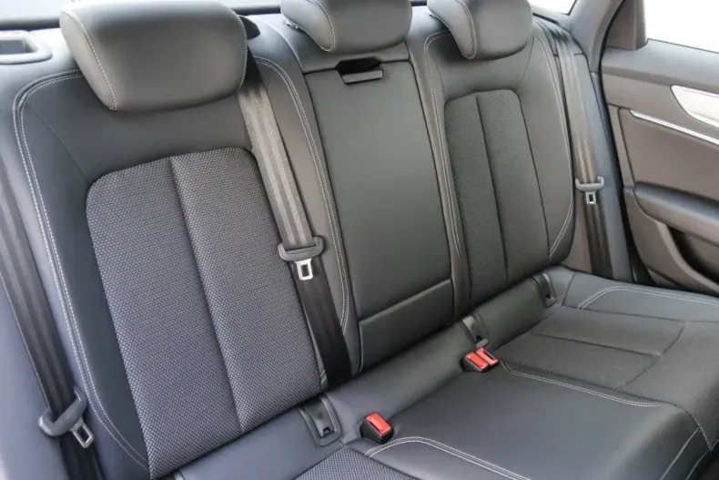 Audi A6 din 2021 cu 90.706 km - oferta AUD135284 - foto 11