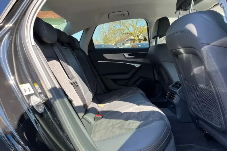 Audi A6 din 2020 cu 70.500 km - oferta AUD135288 - foto 10