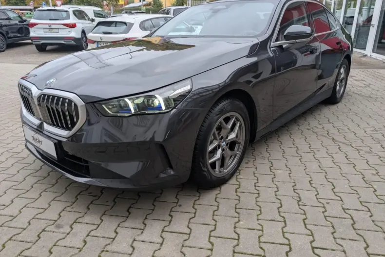 BMW 520 din 2024 cu 44.950 km - oferta BMW135289 - foto 1