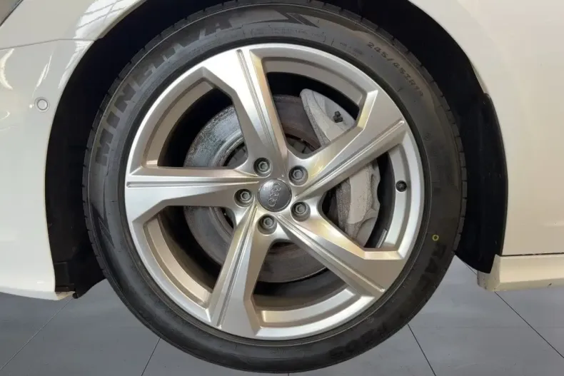 Audi A6 din 2020 cu 42.131 km - oferta AUD135296 - foto 3