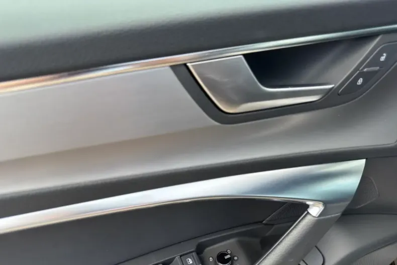 Audi A6 din 2020 cu 93.411 km - oferta AUD135304 - foto 10