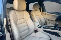 Porsche Macan din 2022 cu 6.500 km - oferta POR135314 - foto 12