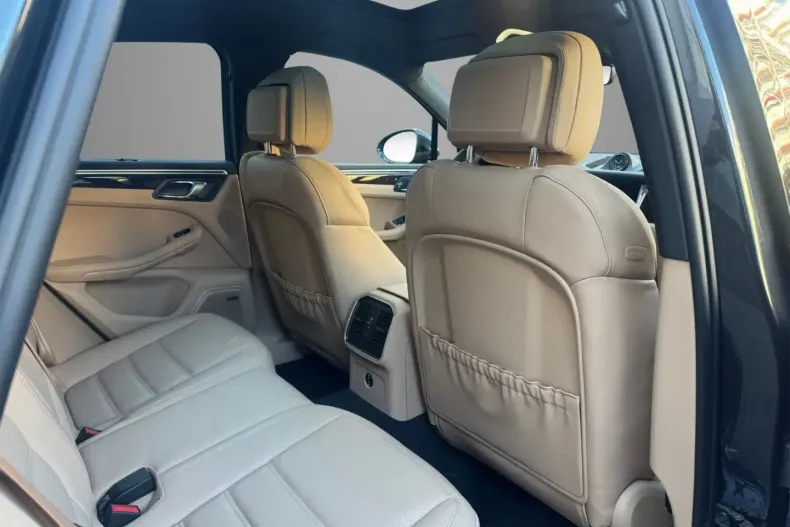 Porsche Macan din 2022 cu 6.500 km - oferta POR135314 - foto 14