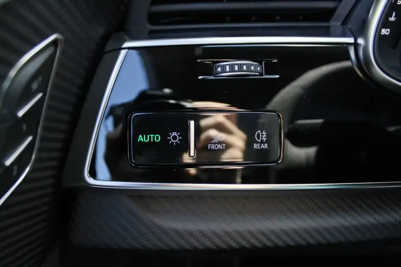 Audi RSQ8 din 2022 cu 88.890 km - oferta AUD135320 - foto 23