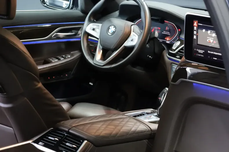 BMW 740 din 2020 cu 34.000 km - oferta BMW135321 - foto 9