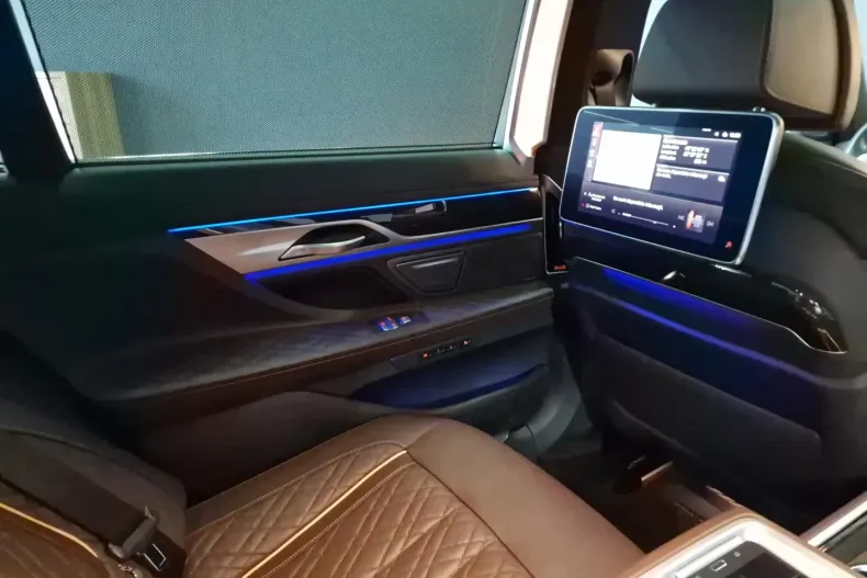 BMW 740 din 2020 cu 34.000 km - oferta BMW135321 - foto 20