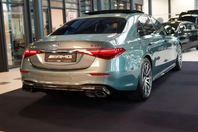 Mercedes-Benz S 63 AMG din 2024 cu 6.592 km - oferta MER135327 - foto 4