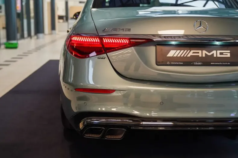 Mercedes-Benz S 63 AMG din 2024 cu 6.592 km - oferta MER135327 - foto 5