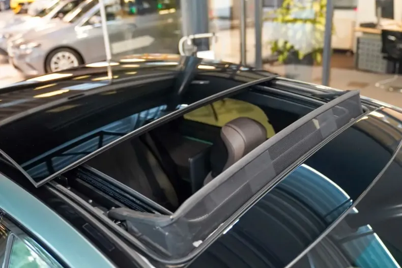 Mercedes-Benz S 63 AMG din 2024 cu 6.592 km - oferta MER135327 - foto 25