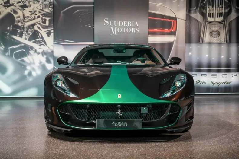 Ferrari 812 din 2022 cu 2.775 km - oferta FER135330 - foto 3