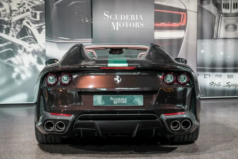 Ferrari 812 din 2022 cu 2.775 km - oferta FER135330 - foto 5