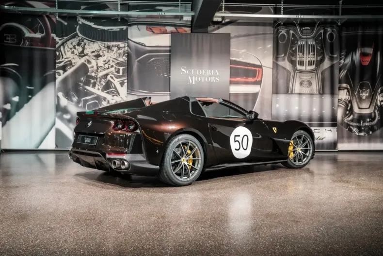 Ferrari 812 din 2022 cu 2.775 km - oferta FER135330 - foto 7