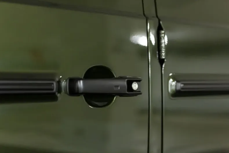 Mercedes-Benz G 63 AMG din 2025 cu 3.500 km - oferta MER135333 - foto 12