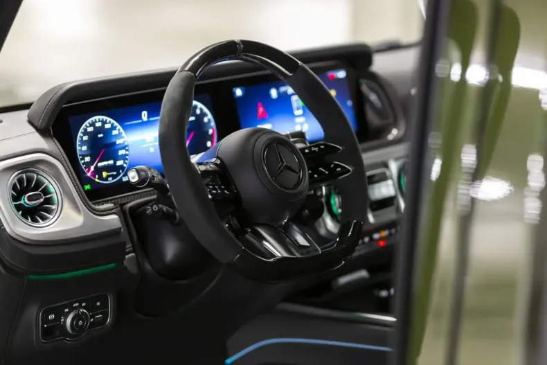 Mercedes-Benz G 63 AMG din 2025 cu 3.500 km - oferta MER135333 - foto 18