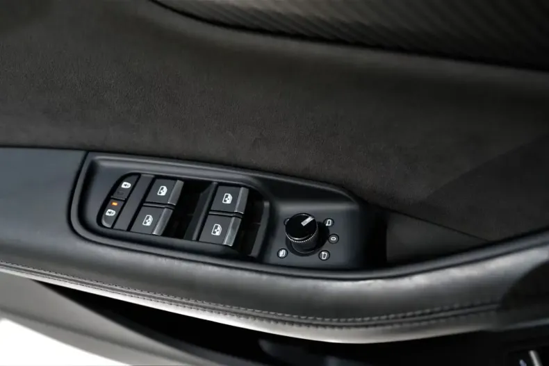 Audi RSQ8 din 2021 cu 57.146 km - oferta AUD135338 - foto 4