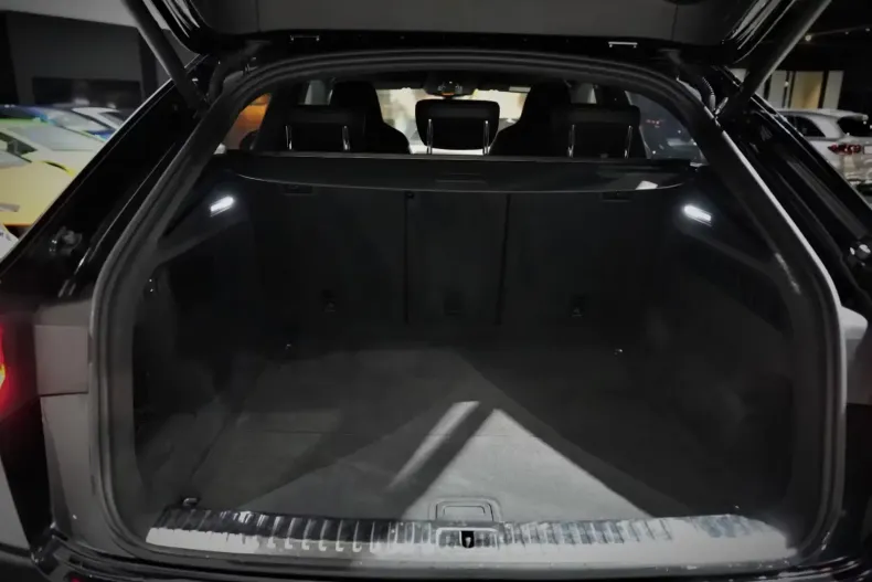 Audi RSQ8 din 2021 cu 57.146 km - oferta AUD135338 - foto 11