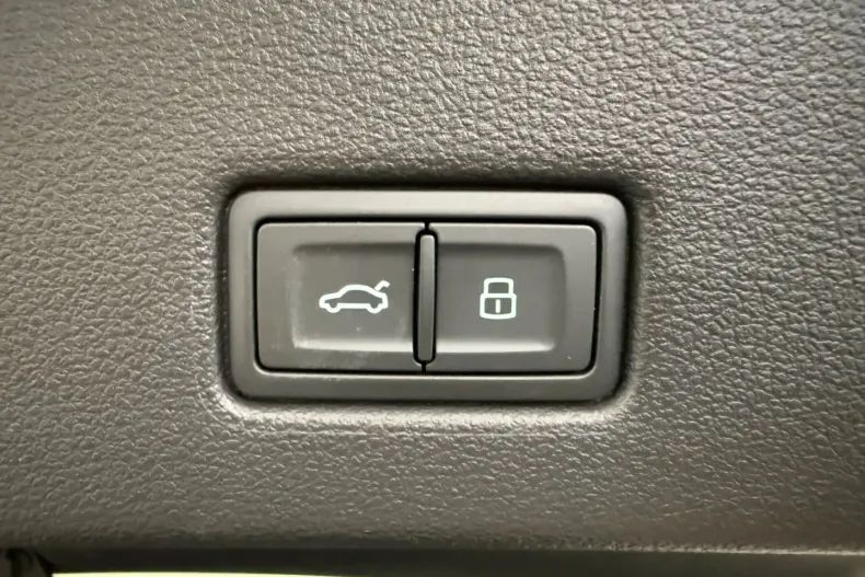 Audi RS7 din 2023 cu 15.000 km - oferta AUD135339 - foto 36