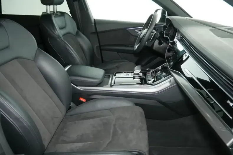 Audi RSQ8 din 2021 cu 65.700 km - oferta AUD135340 - foto 9