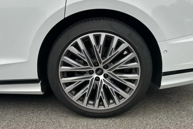 Audi A8 din 2024 cu 36.135 km - oferta AUD135341 - foto 5