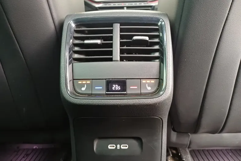 Skoda Octavia din 2023 cu 53.761 km - oferta SKO135350 - foto 33