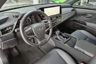 Lexus ES 300 din 2024 cu 10.880 km - oferta LEX135351 - foto 9